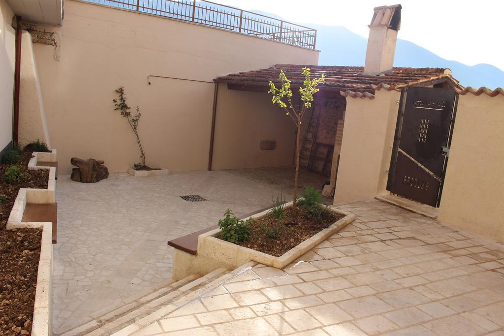 Lu Passittu Apartment Norcia Exterior foto